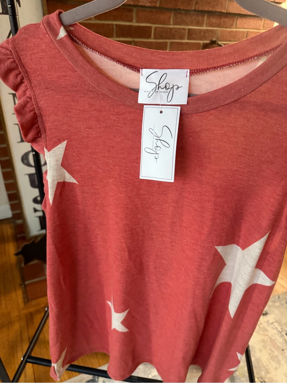 SSYS - Red Star Print Ruffle Sleeve Tank